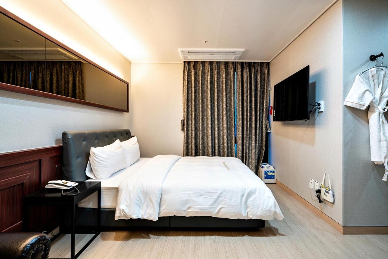 Siheung Seoul Tourist Hotel Exterior photo