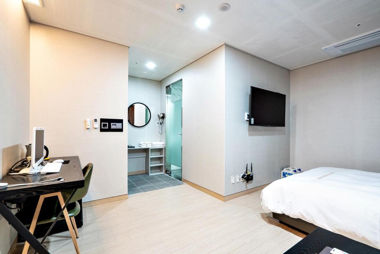 Siheung Seoul Tourist Hotel Exterior photo