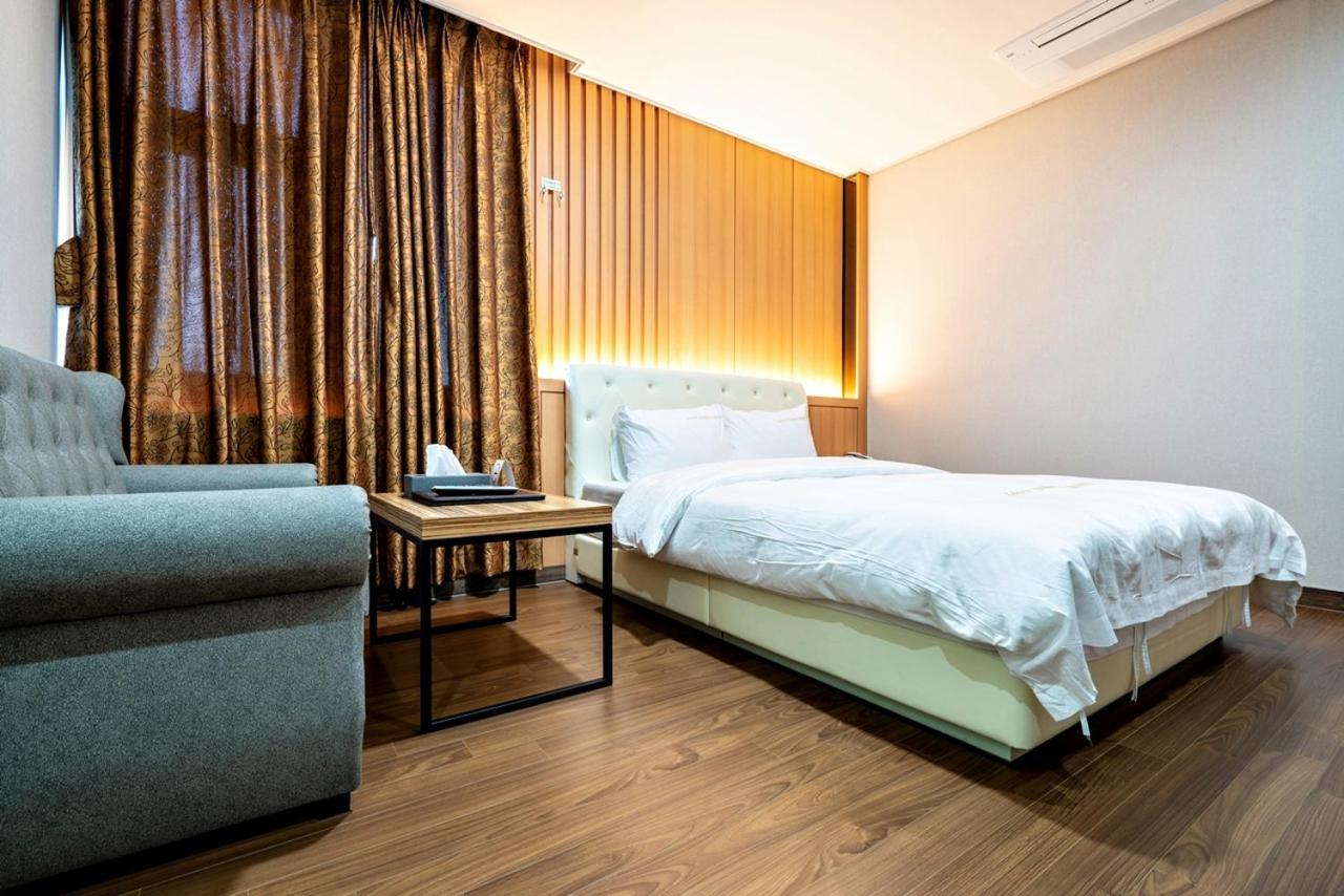 Siheung Seoul Tourist Hotel Exterior photo