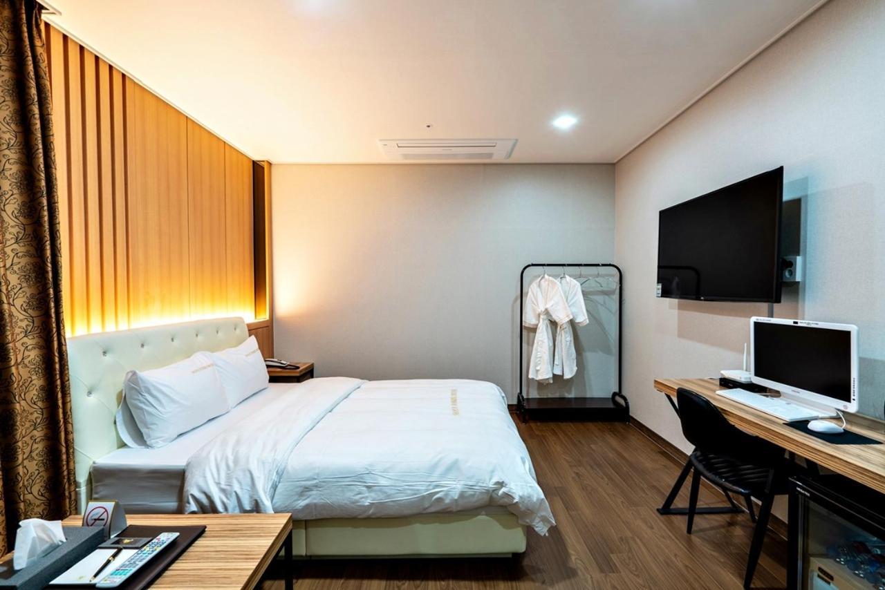 Siheung Seoul Tourist Hotel Exterior photo